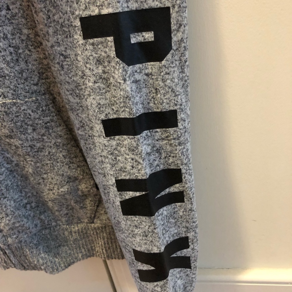 NEW PINK Victoria’s Secret XS hoodie sweatshirt - Picture 11 of 14